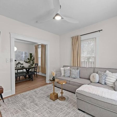 Вилла Charming Retreat In Кливленд Экстерьер фото