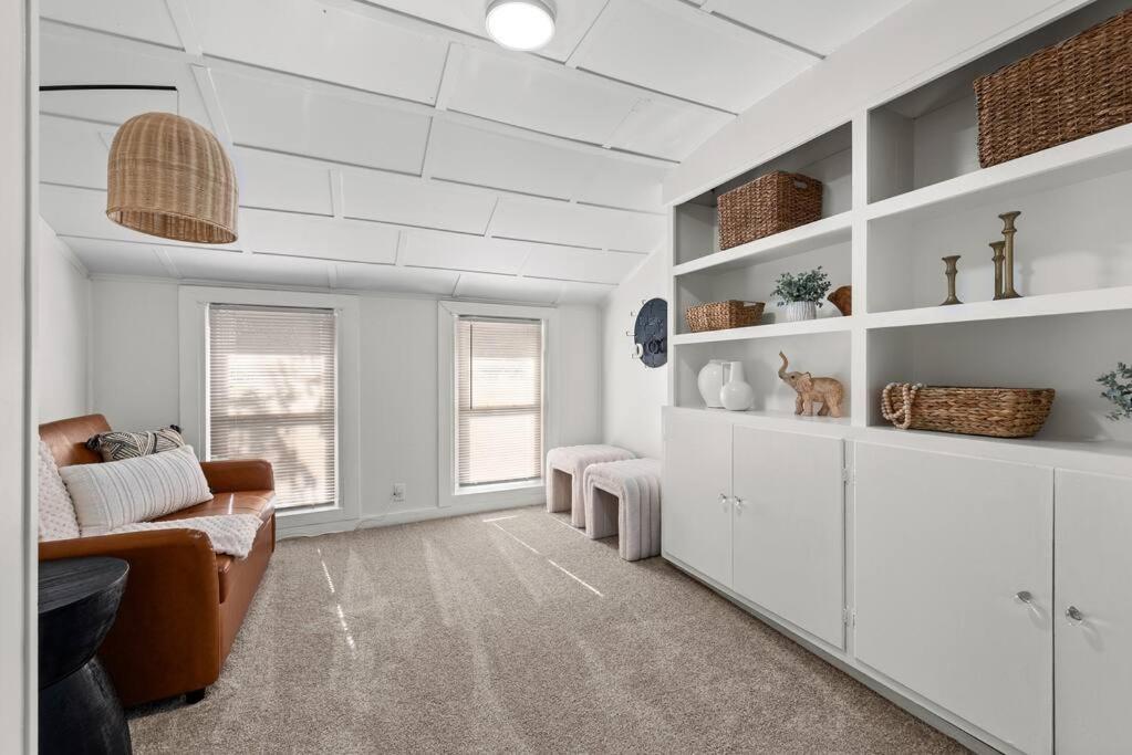 Вилла Charming Retreat In Кливленд Экстерьер фото